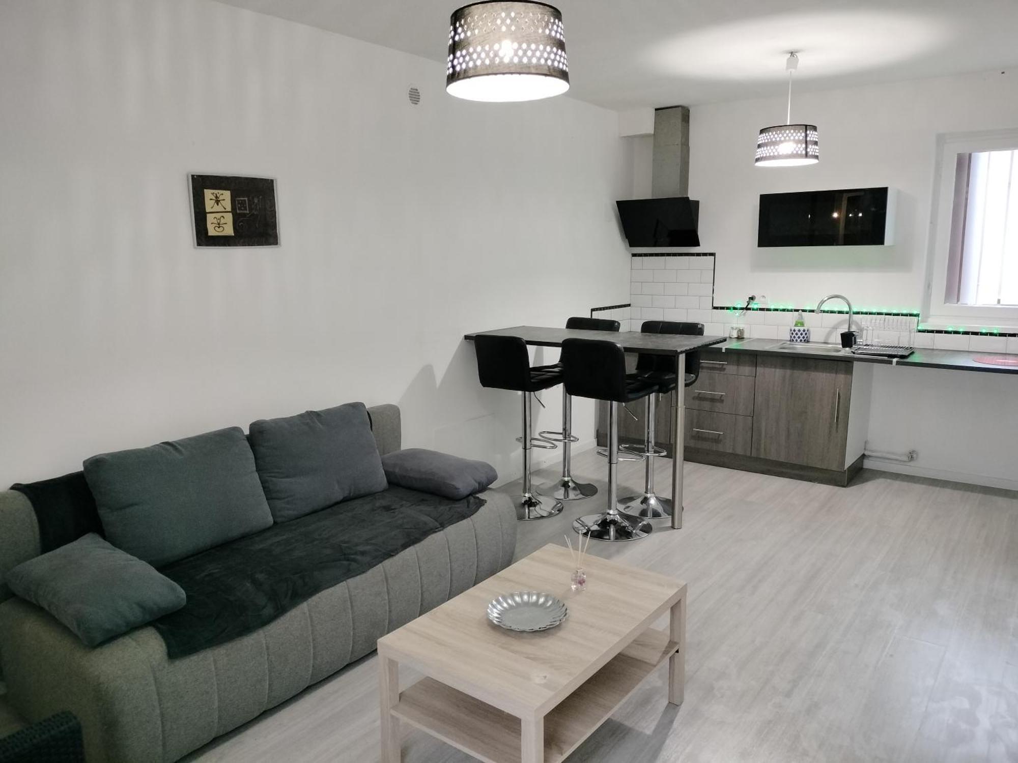 פרפיניין Appartement Cosy Avec Patio En Rdc מראה חיצוני תמונה