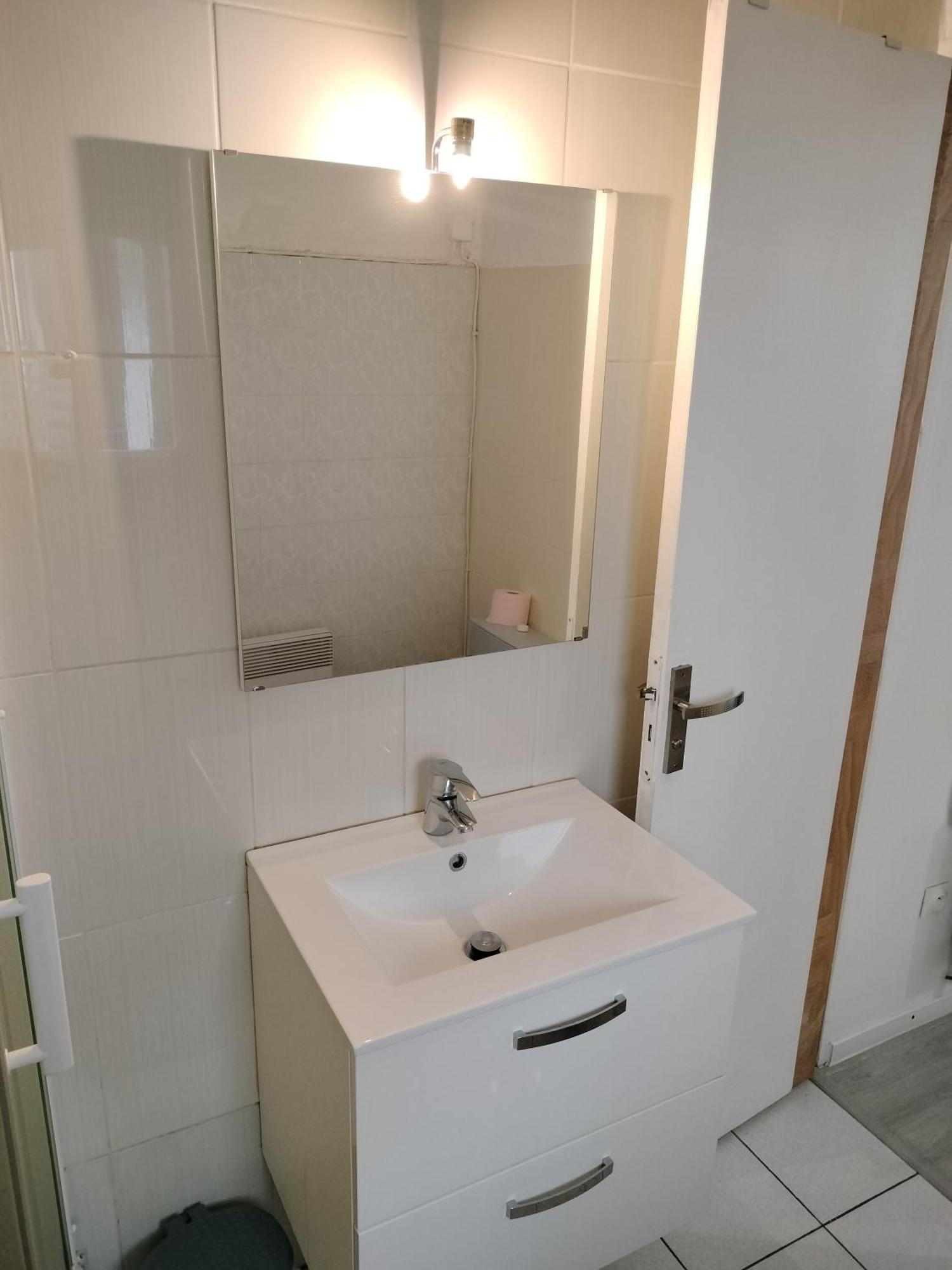 פרפיניין Appartement Cosy Avec Patio En Rdc מראה חיצוני תמונה