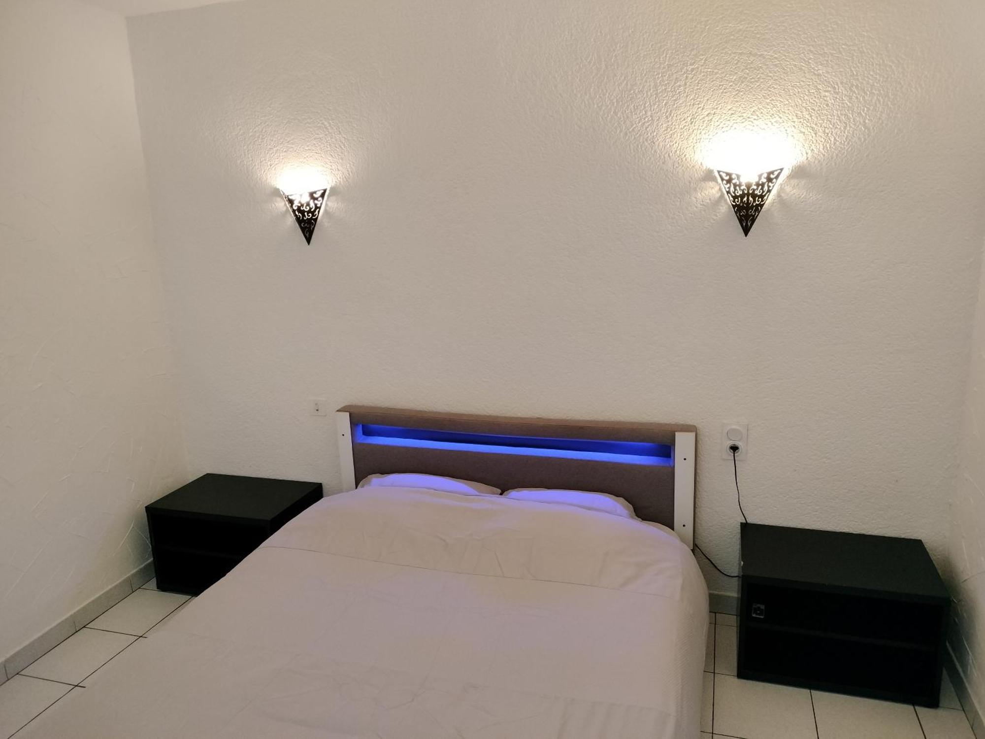 פרפיניין Appartement Cosy Avec Patio En Rdc מראה חיצוני תמונה